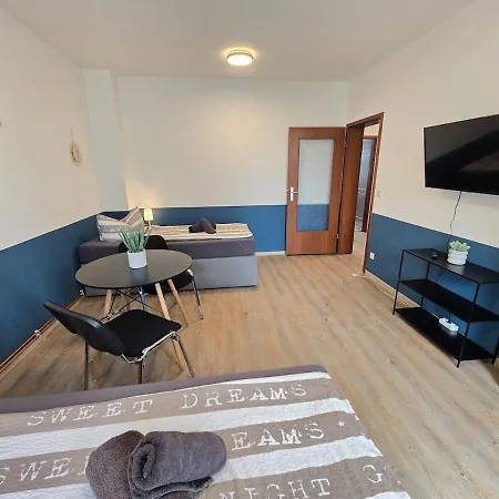 5 Personen, Naehe Bahnhof, Wlan,balkon 할버슈타트