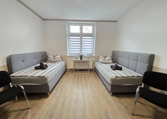 5 Personen, Nähe Bahnhof, Wlan,balkon * Halberstadt